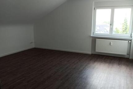 Wohnung Kippenheim - 3 Zimmer, 81 m&sup2;, 900&euro; | Angebot:25225402