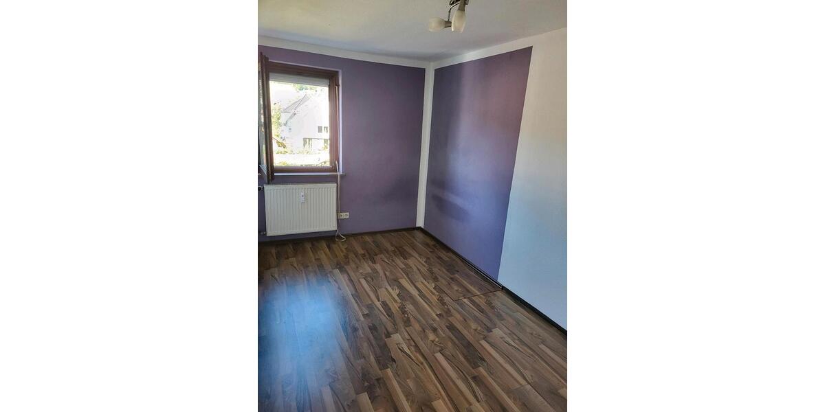 Etagenwohnung Hausach - 3 Zimmer, 65 m&sup2;, 845&euro; | Angebot:25917814